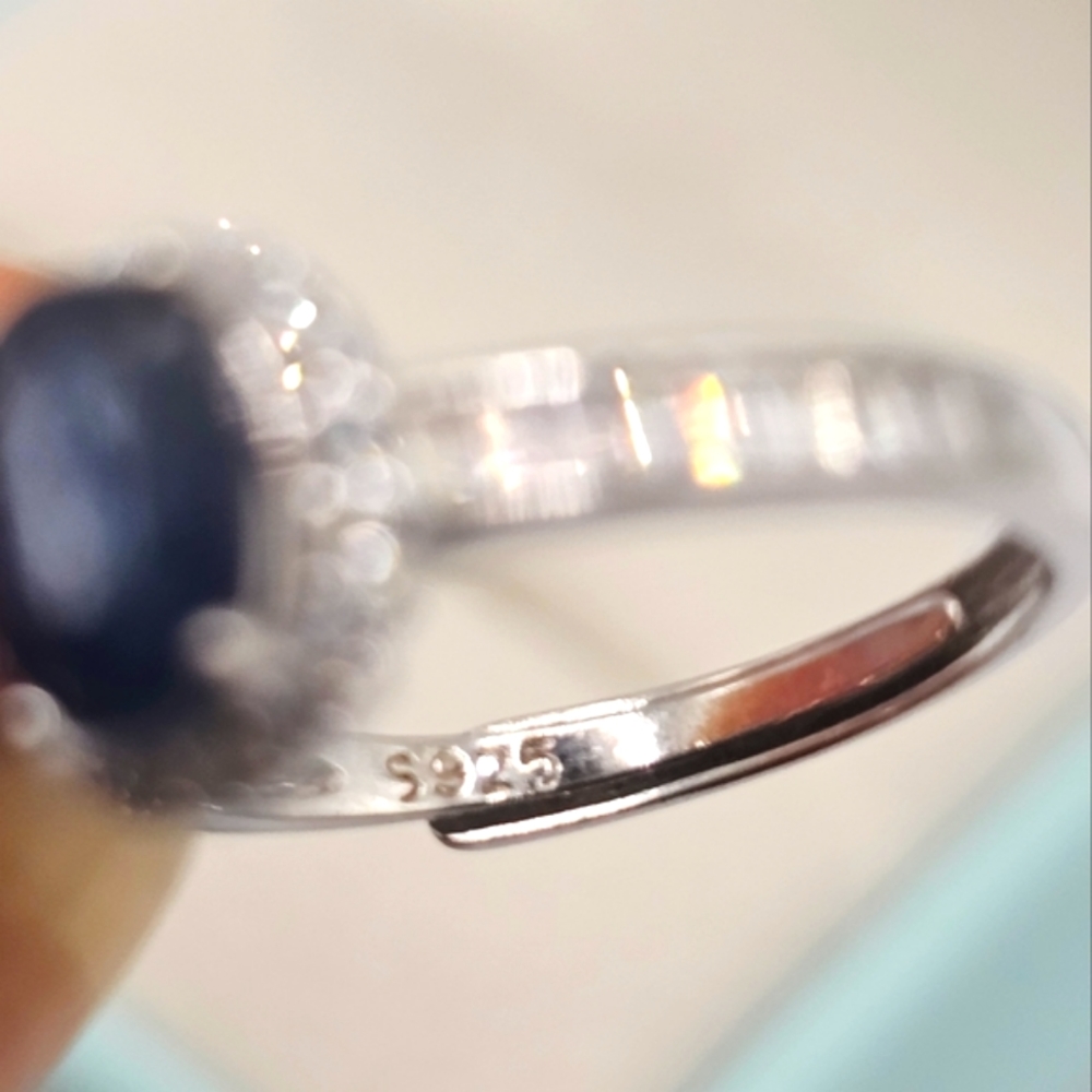 Blue Sapphire Ring - Picture 5 of 5